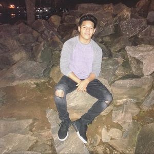 Meet your Posher, Leo